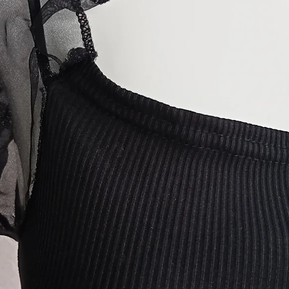 Pretty Little Thing little black dress with puff sheer arms size 8 - Picture 3 of 5